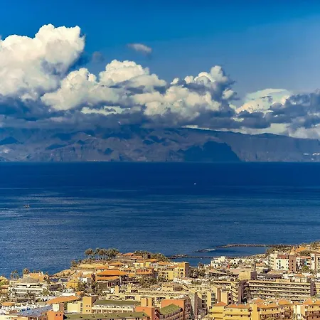 Spacious 2 Bedroom Tenerife South Apartment