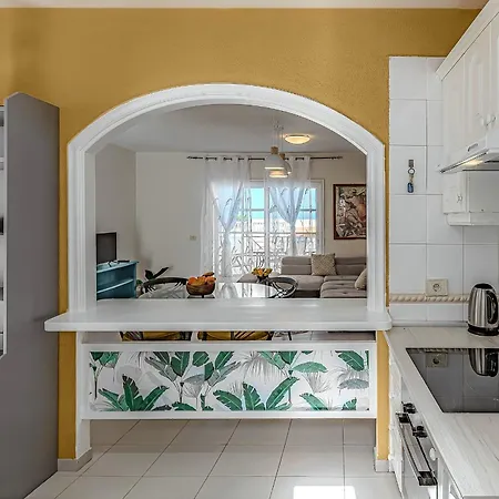 Apartment Spacious 2 Bedroom Tenerife South Costa Adeje (Tenerife)