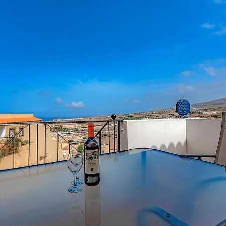 Apartamento Spacious 2 Bedroom Tenerife South