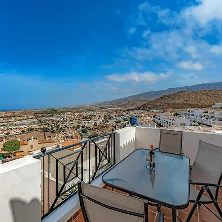 Apartamento Spacious 2 Bedroom Tenerife South